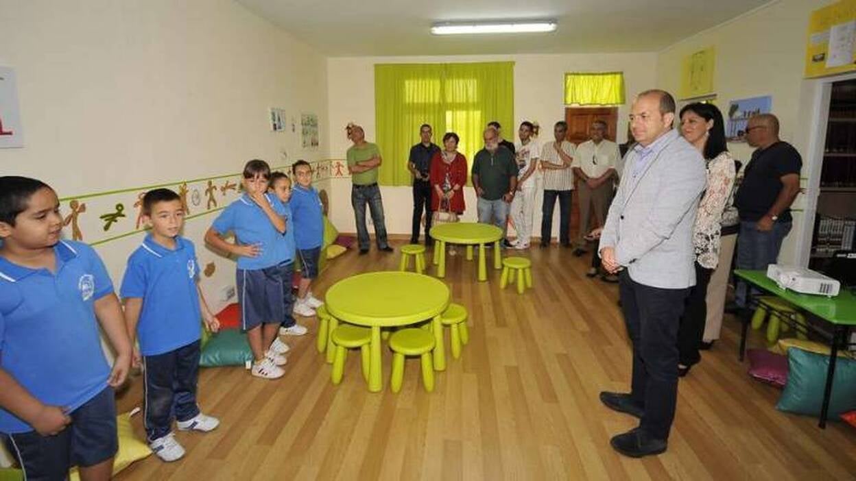 Se inaugura la Biblioteca Antonio Abad Arencibia Villegas