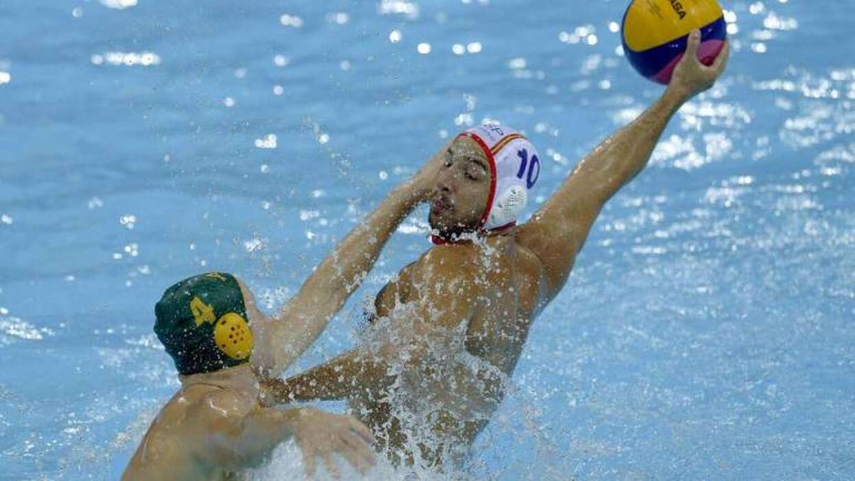 España se regala un triunfo