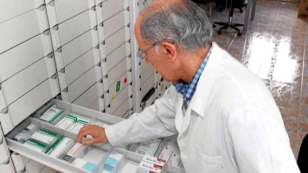 Sanidad sigue sin fecha para pagar la deuda farmacéutica