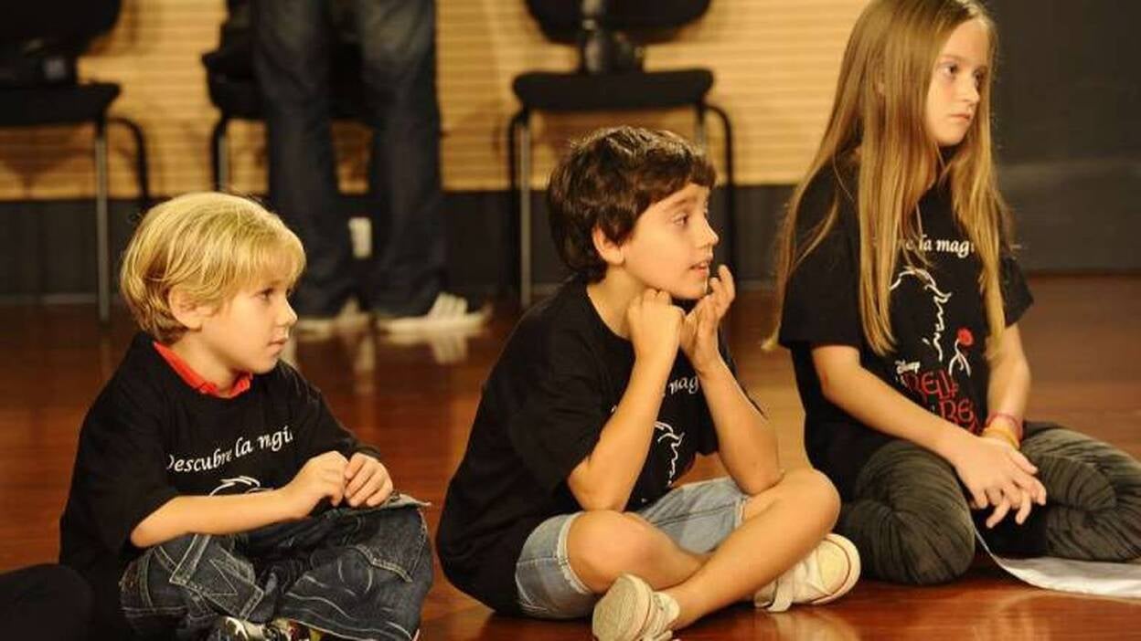 'La bella y la Bestia' ya tiene a su 'Chip' canario