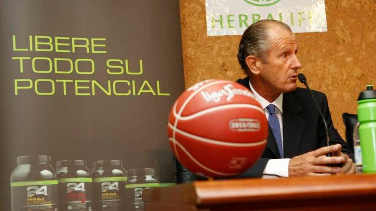 Joaquín Costa recuerda que «se debe seguir con ambición comedida»