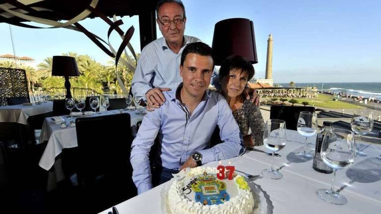 Celebración familiar del cumple de Lobera