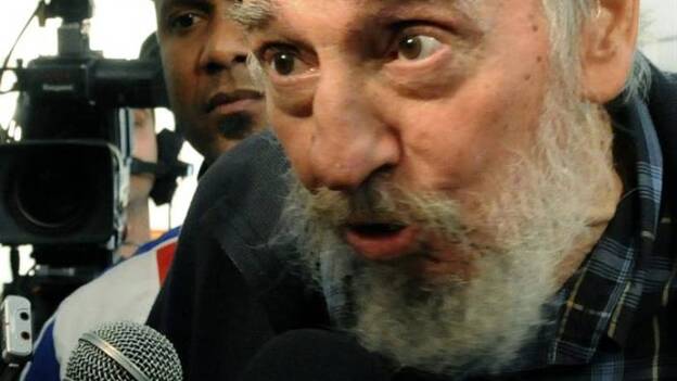 Fidel Castro reaparece para acudir a votar en las elecciones cubanas