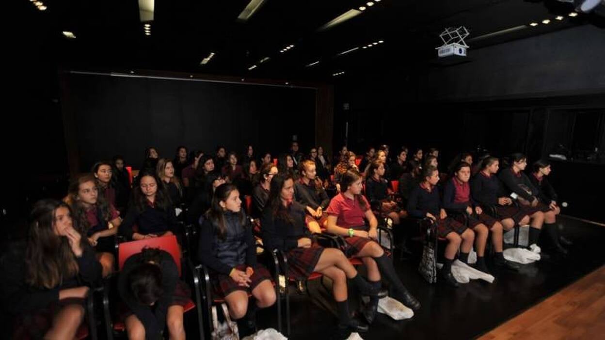 Alumnos del Atlantic Schools Guaydil 1 y 2 ESO