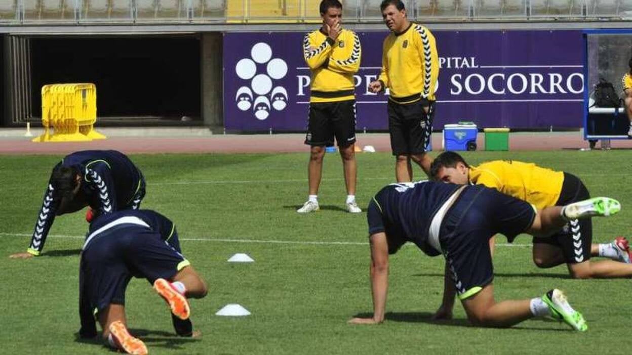 Caras alegres en el estadio