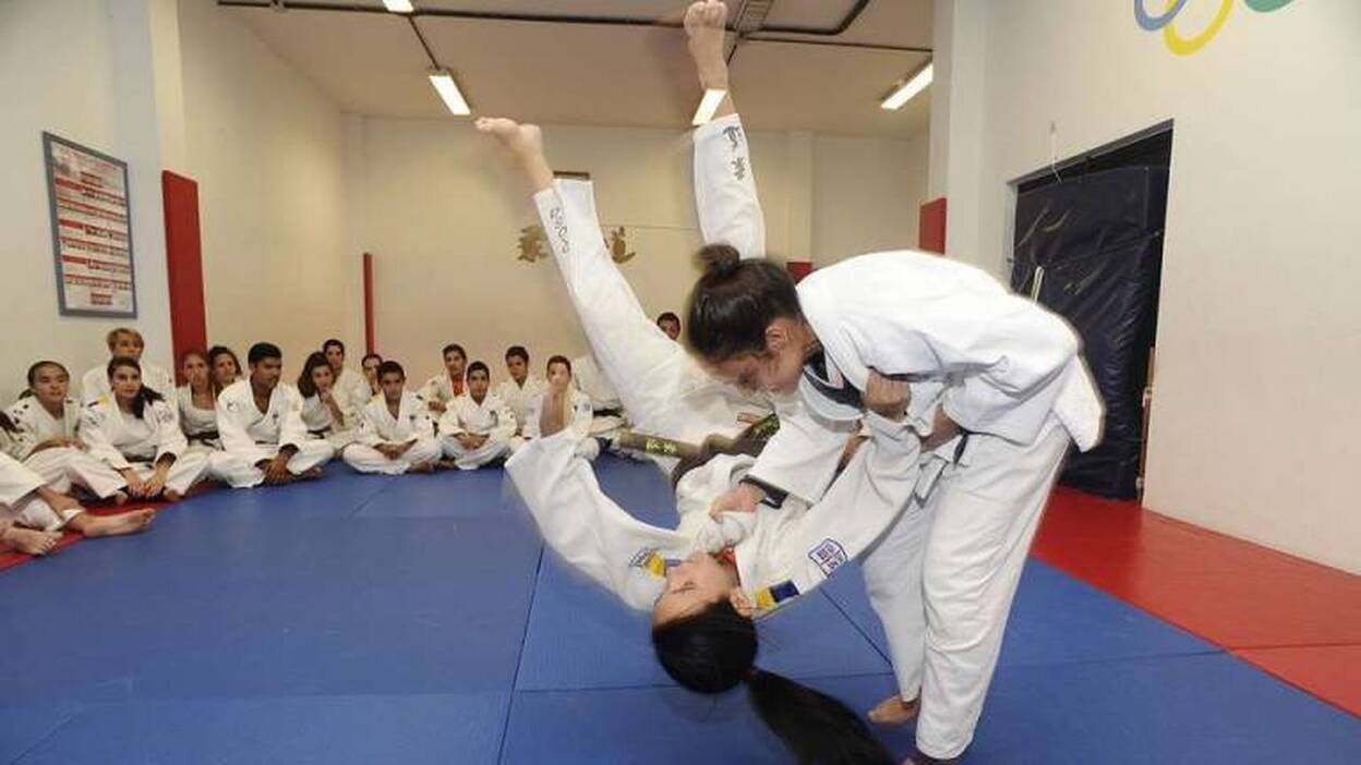 24 yudocas grancanarios se marchan a Londres