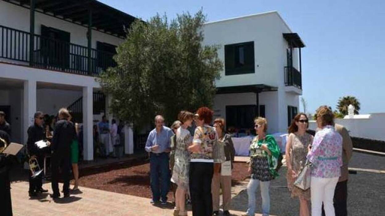 Escultura Tributo a José Saramago