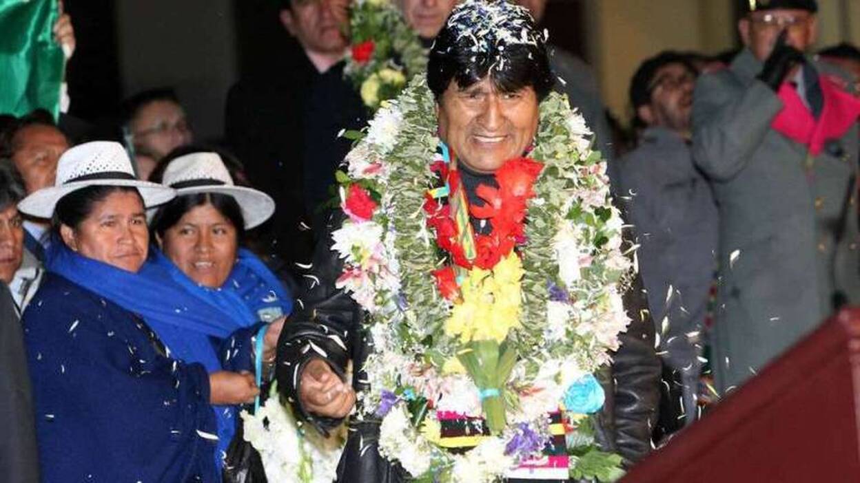 Evo Morales llega a Bolivia