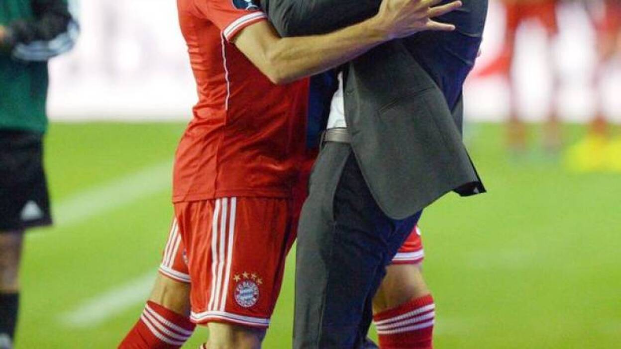 Guardiola le gana el pulso a Mourinho