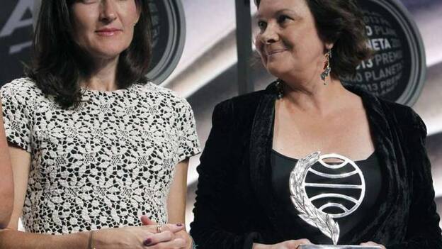 Dos mujeres triunfan en el Premio Planeta