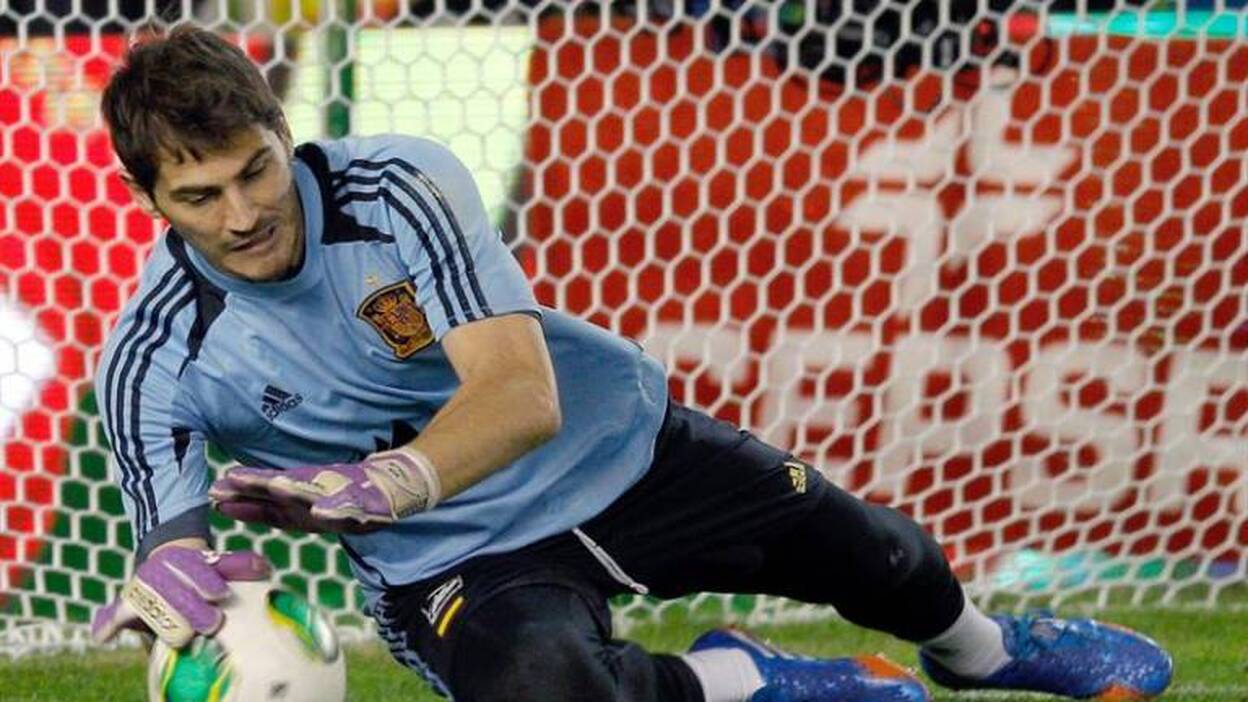 Casillas: "Si en tres meses la situación no cambia, pensaría en irme"