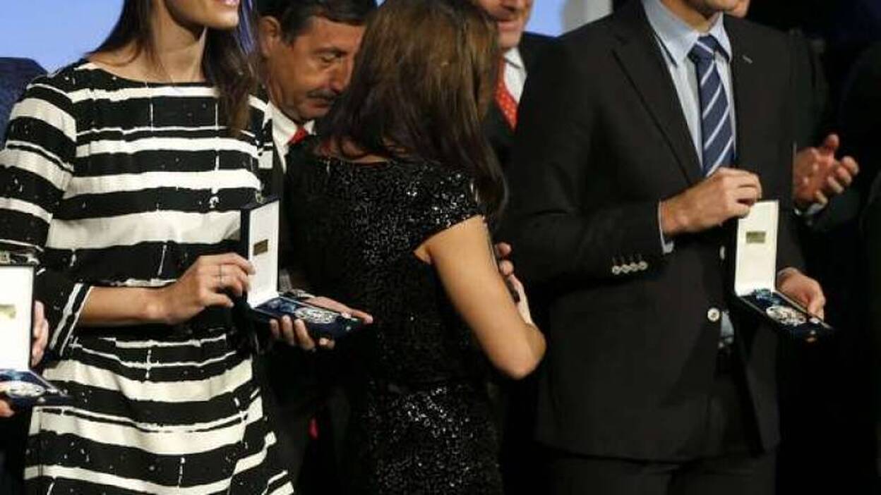 Distinción a Henríquez, Hemme y Mangué