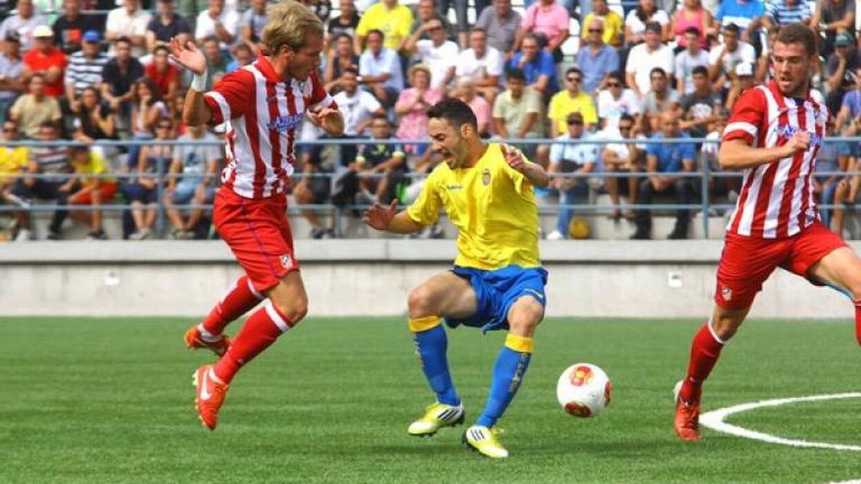 Las Palmas Atlético quiere recuperar el liderato en su visita al Atlético B