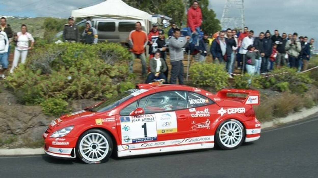 Sainz, Kankkunen y Monzón, los primeros en salir