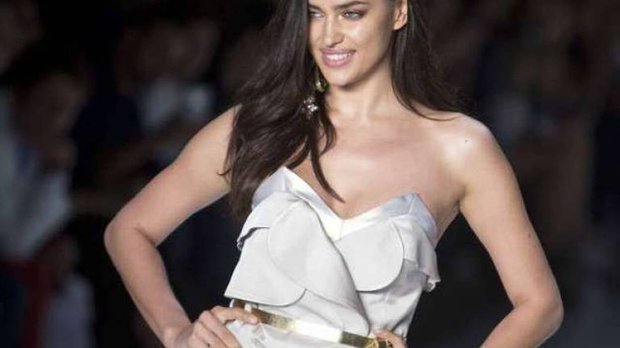 Irina eclipsa en la pasarela