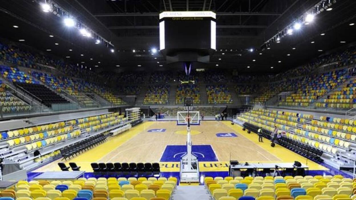 Ferino V peleará entre una multitud