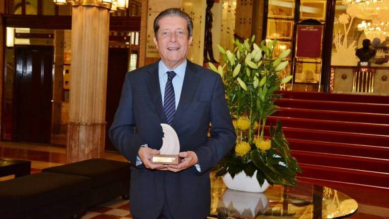 Entrega del Galardón Océanos a Mayor Zaragoza