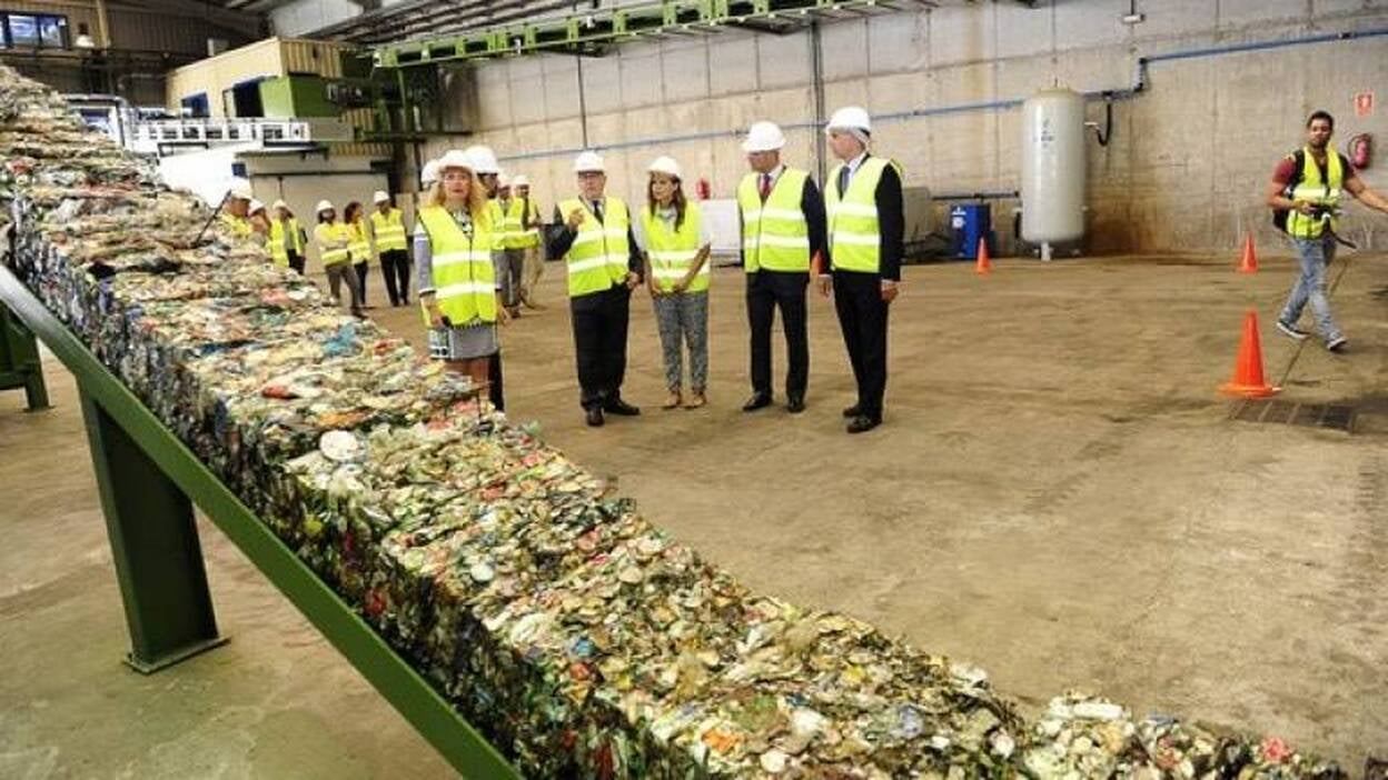 La basura, en manos de los ecoparques