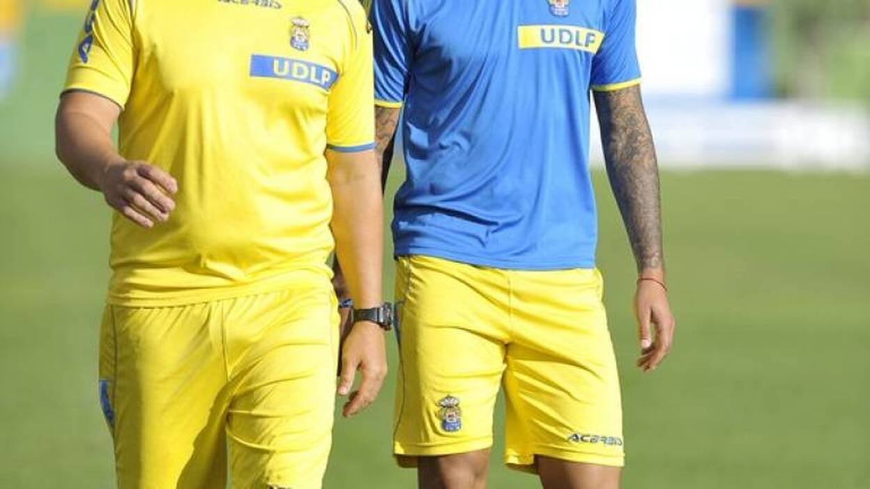 Araujo ya toca balón y apunta al Alcorcón