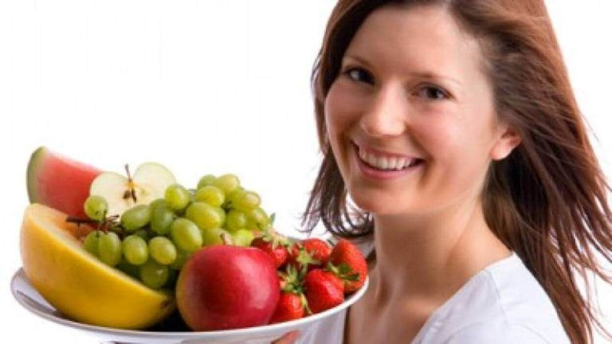 Comer fruta y verdura cada día ayuda a ser más feliz