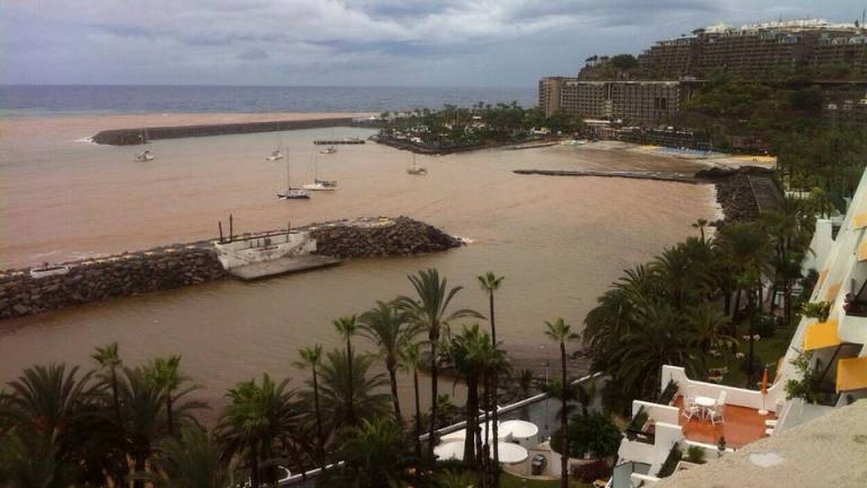 El agua inunda Gran Canaria