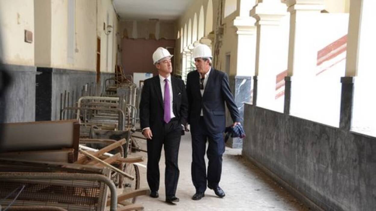 Los arquitectos recuperan su estima con San Martín