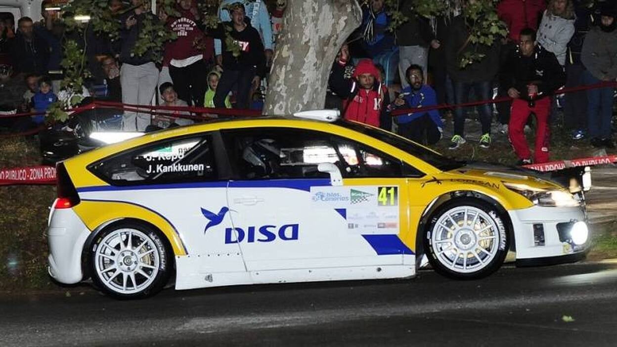 Didier Auriol domina el Rally Islas Canarias