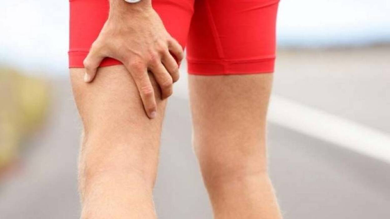 Los expertos aseguran que tomar agua con azúcar no quita las agujetas