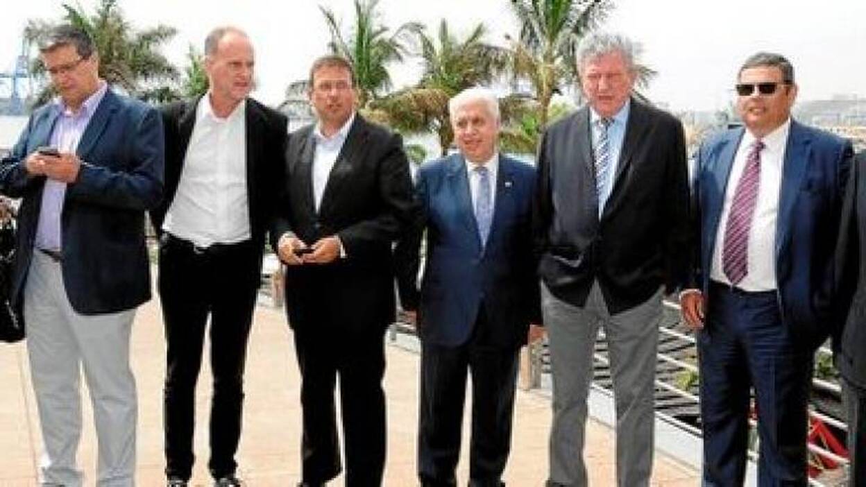 El proyecto Puerto-Ciudad renuncia a mover la autovía