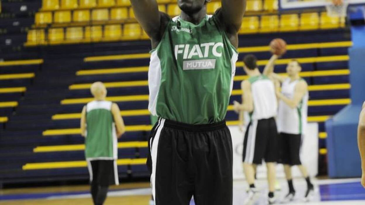 Sitapha Savané, un regreso deseado y muy factible