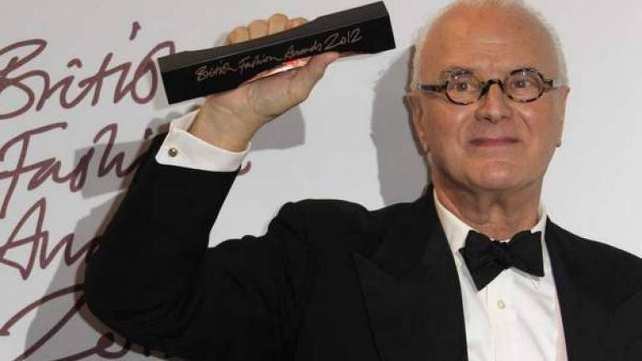 Manolo Blahnik, el mago del zapato de tacón, homenajeado en Nueva York
