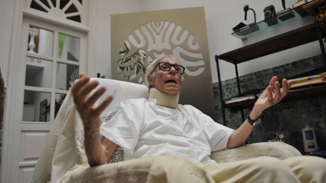 Dámaso se entrega a los canarios