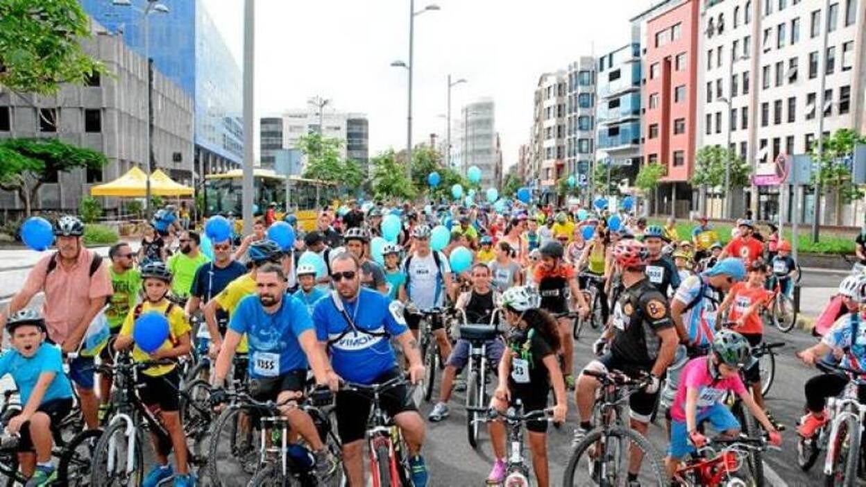 La bicicleta mueve multitudes