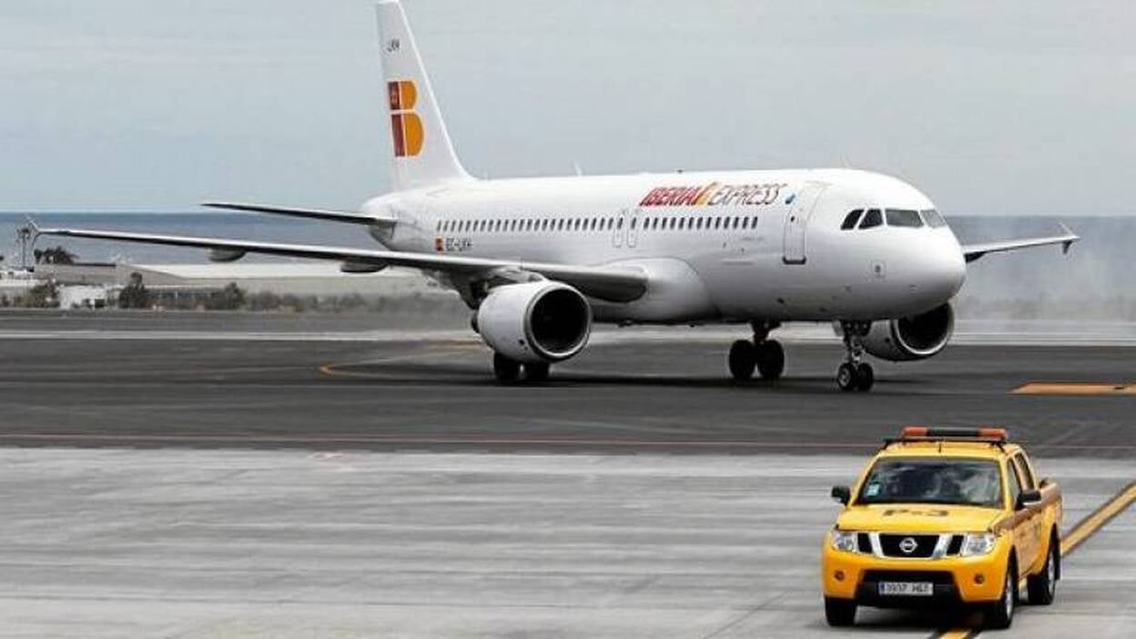 Canarias espera ampliar rutas si Iberia entra en el Imserso