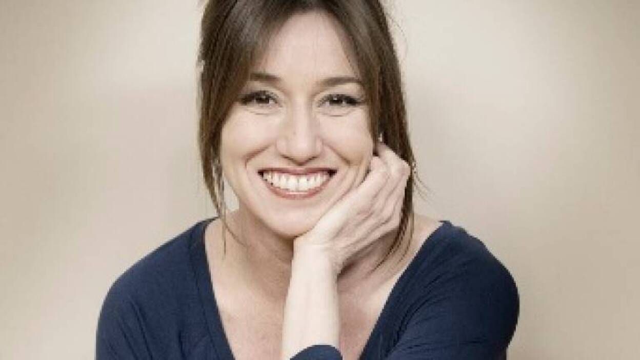 Lola Dueñas: "Emigrar suena bonito, pero el primer año no es nada fácil"