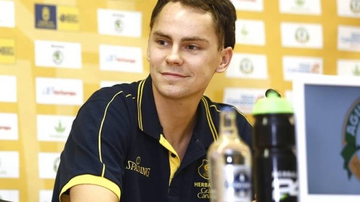 Kuric afirma que su regreso a las canchas es una "incógnita"