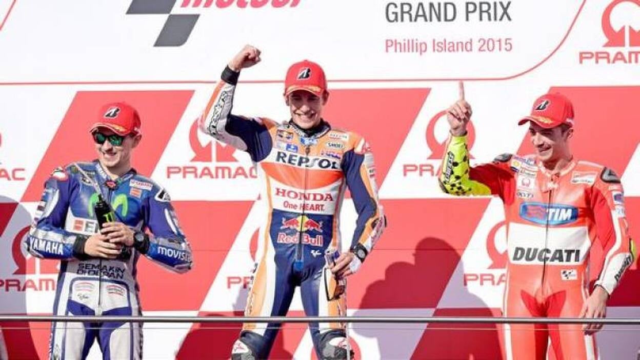 Jorge Lorenzo hace historia mientras Valentino Rossi ensucia su palmarés