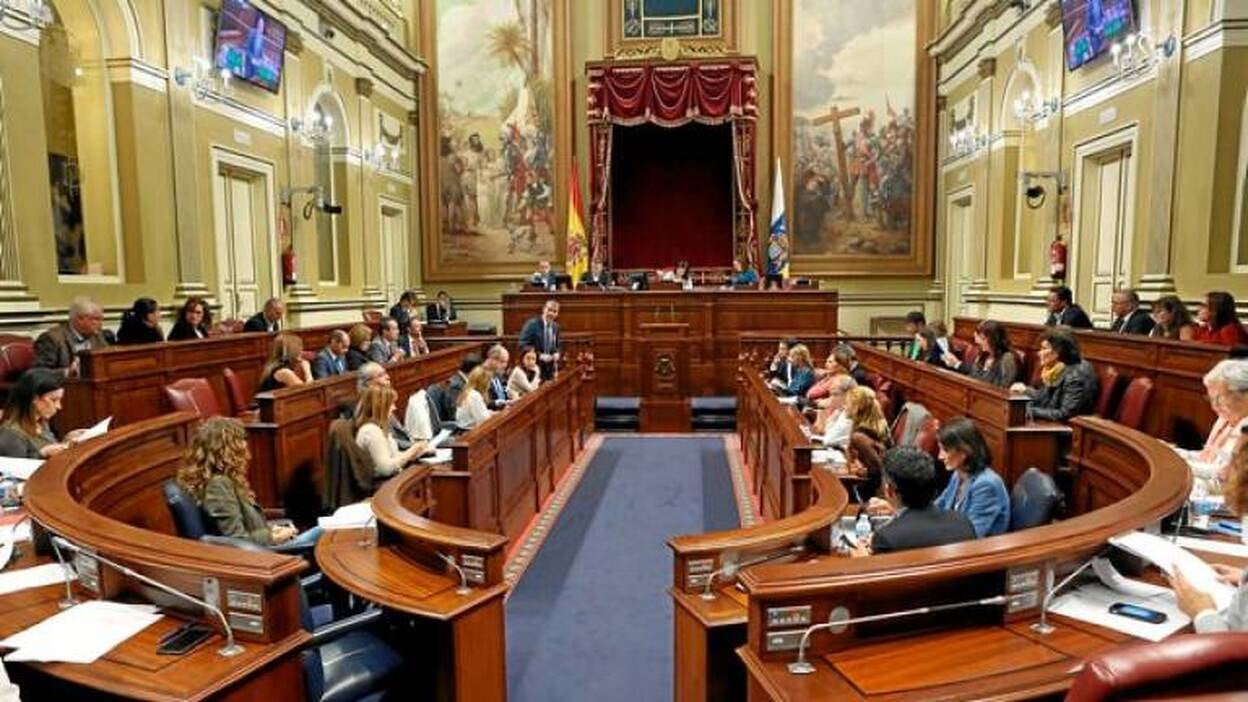 Los diputados se suben el sueldo el 1%