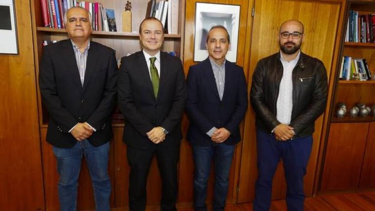 Augusto Hidalgo garantiza el apoyo del ayuntamiento capitalino