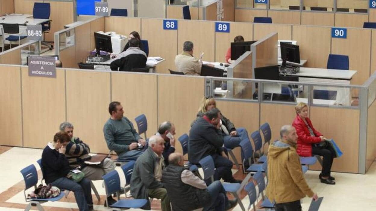 El número de contribuyentes en Canarias se sitúa en niveles precrisis con 787.500 declaraciones de la renta