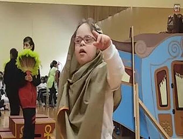 El Centro de Educación Especial Siete Palmas ensaya su espectáculo