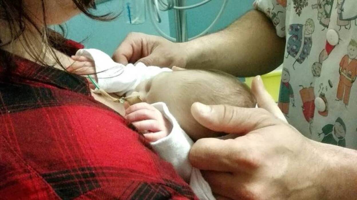 El Hospital de La Candelaria promueve la lactancia materna entre sus usuarias