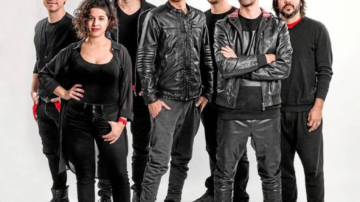 Charlie Moreno: «Quiero poner al público a bailar»