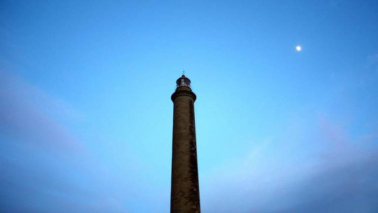 Felipe Afonso denuncia la "imagen lamentable" que presenta el Faro de Maspalomas