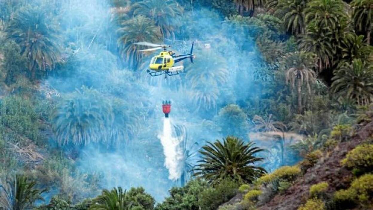 Tercer año seguido de parches en los helicópteros contra incendios