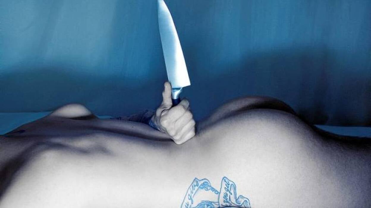 El hombre desnudo se exhibe en todas sus versiones