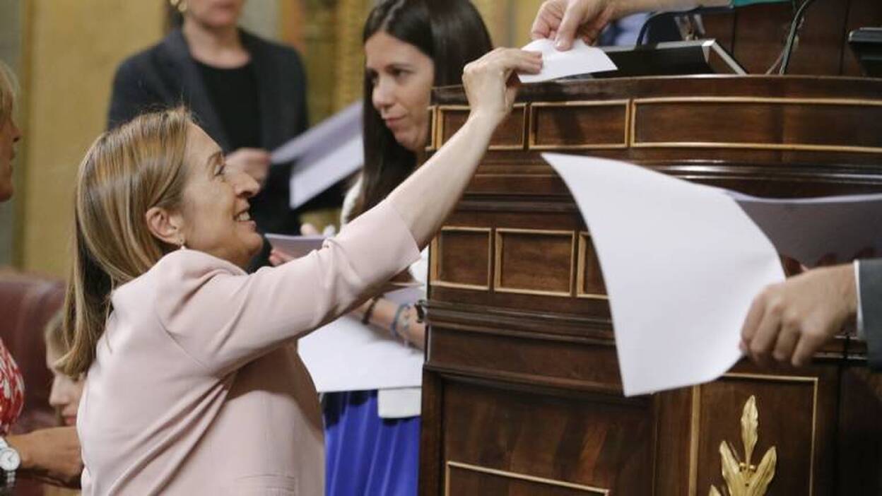 Ana Pastor elegida nueva presidenta del Congreso de los Diputados