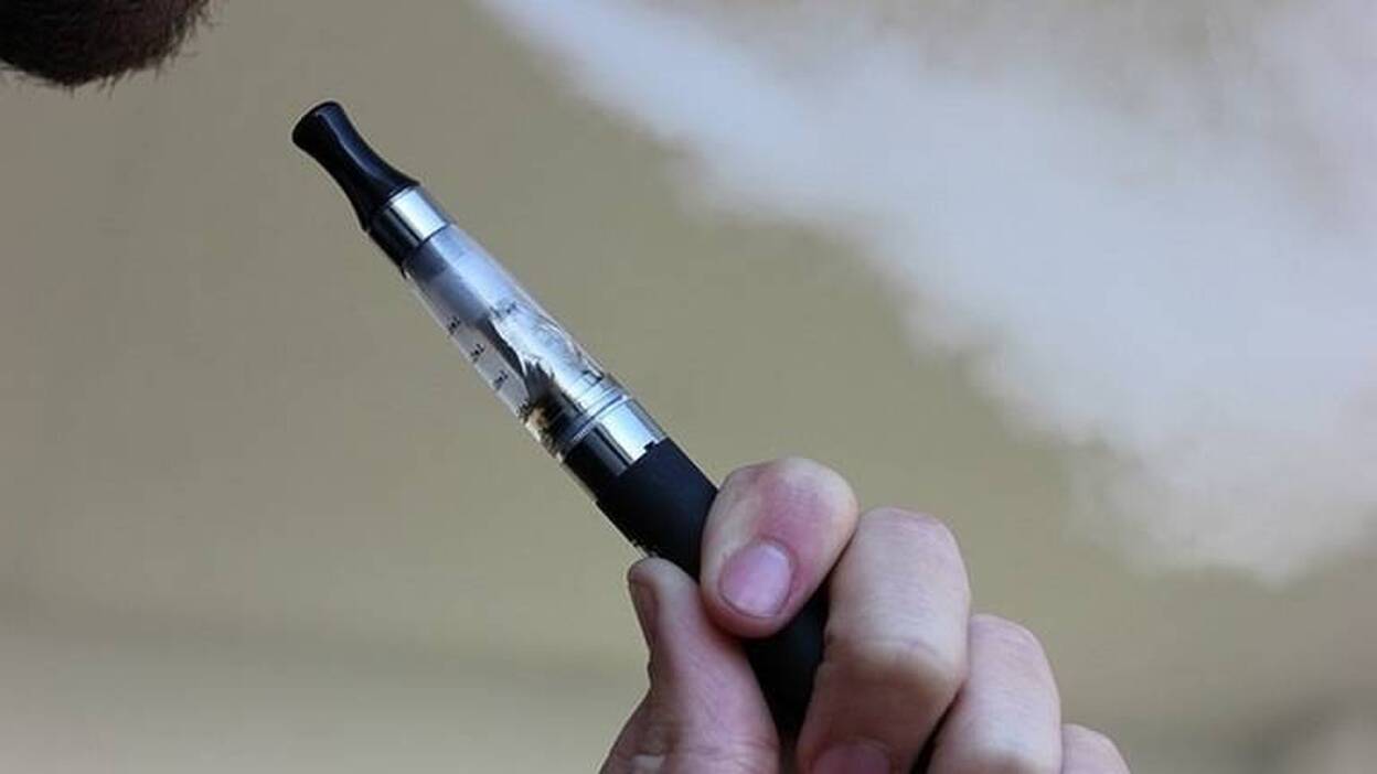 Los cigarrillos electrónicos reducen el número de infecciones respiratorias en los exfumadores