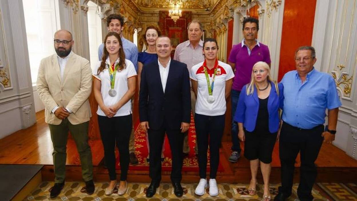 Hidalgo recibe a las medallistas grancanarias