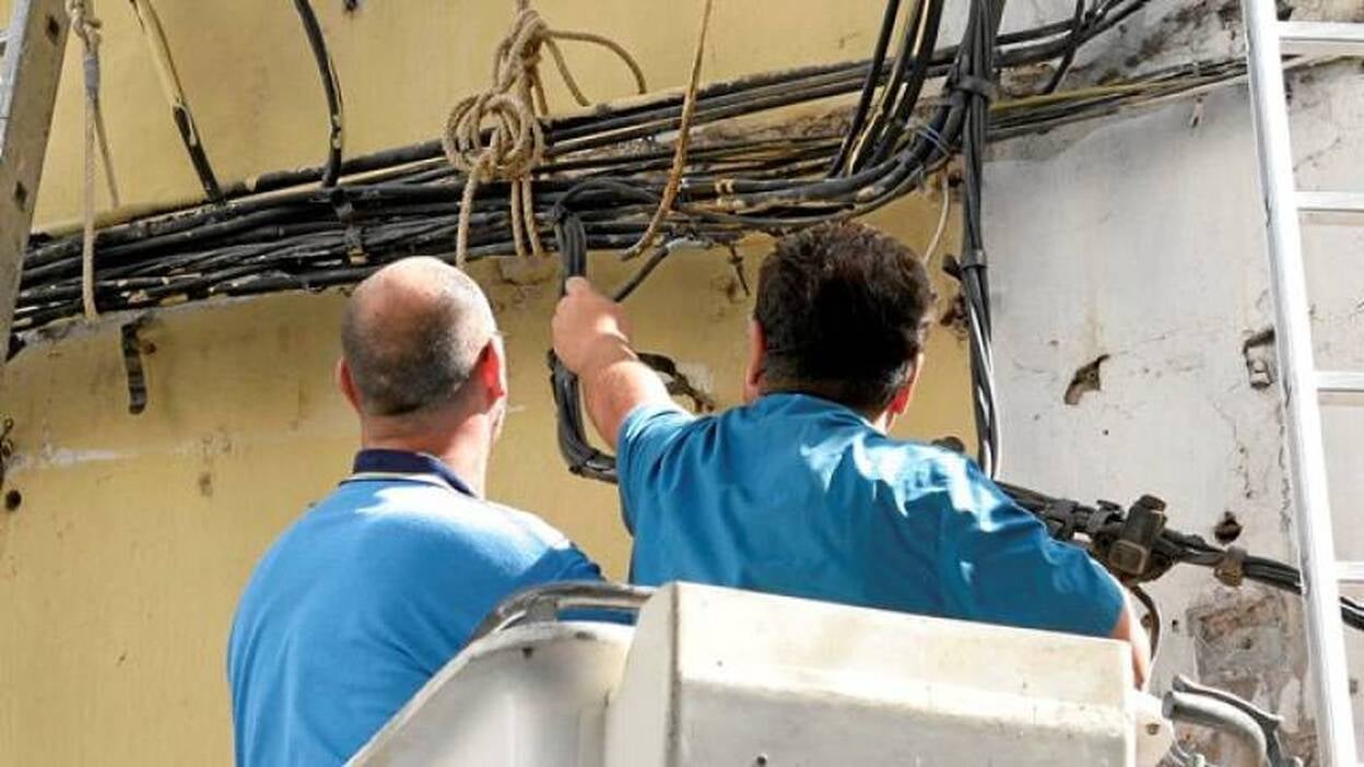 Haría y Tinajo lideran la suma de personal local por habitante